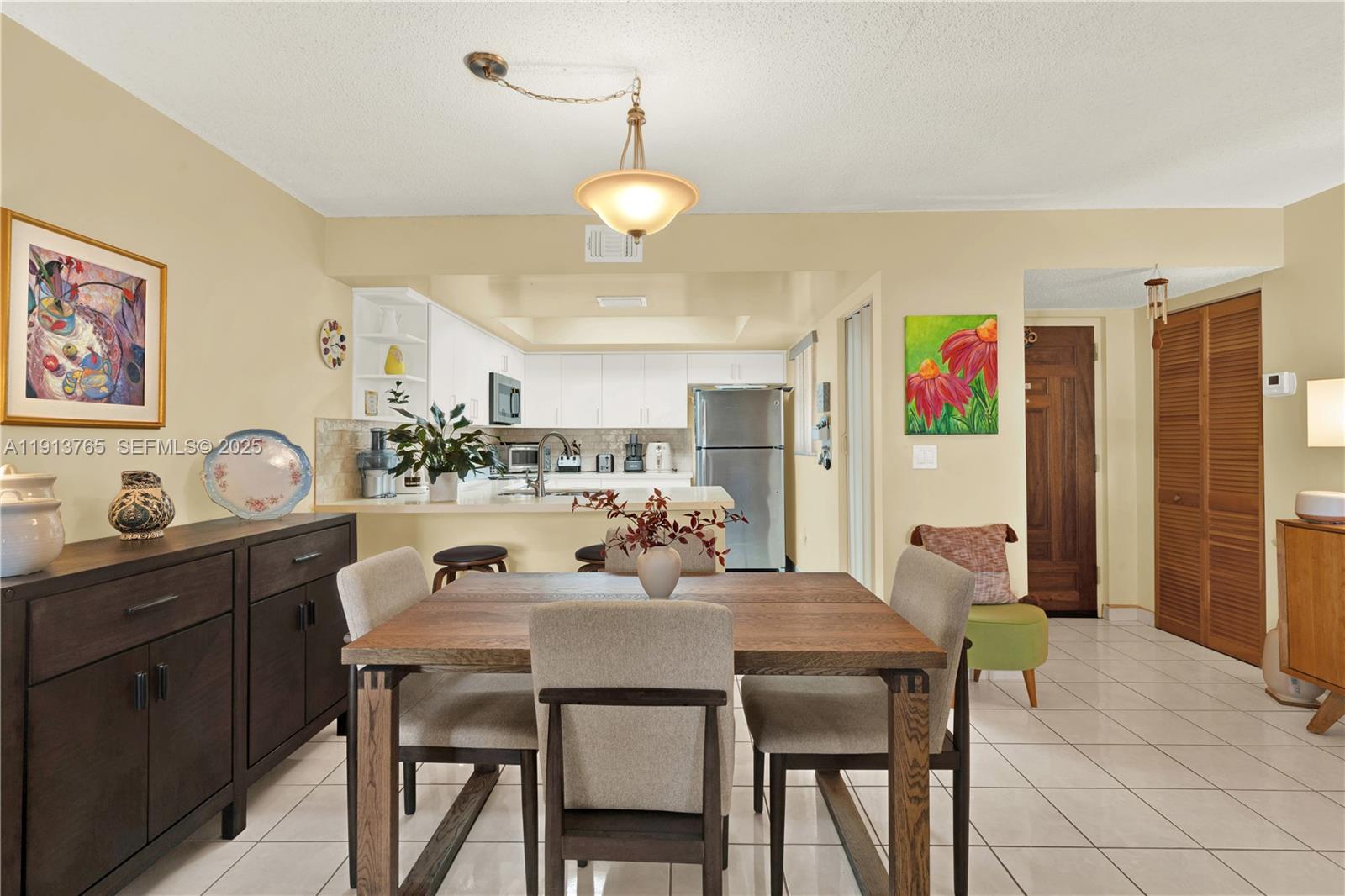 1621 NW 16 ST sold property image